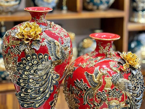 Bộ Mai bình đắp nổi vàng kim