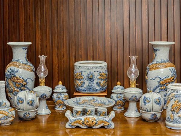 Bộ đồ thờ sứ men rạn đắp rồng nổi cao cấp Bát Tràng