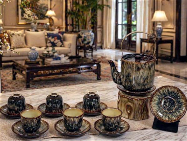 Bộ ấm chén dáng trụ men hoả biến mầu nâu đen